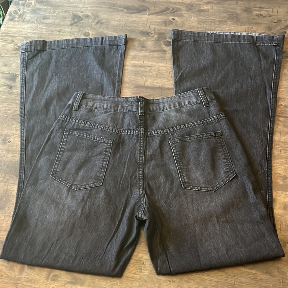 SHEIN bell bottom high rise sz:33/34